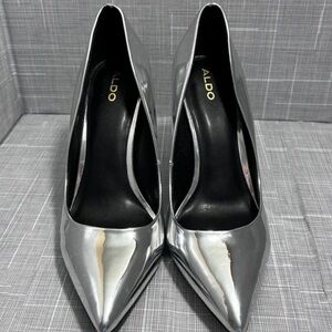 Aldo Shiny Silver Pointed Heels